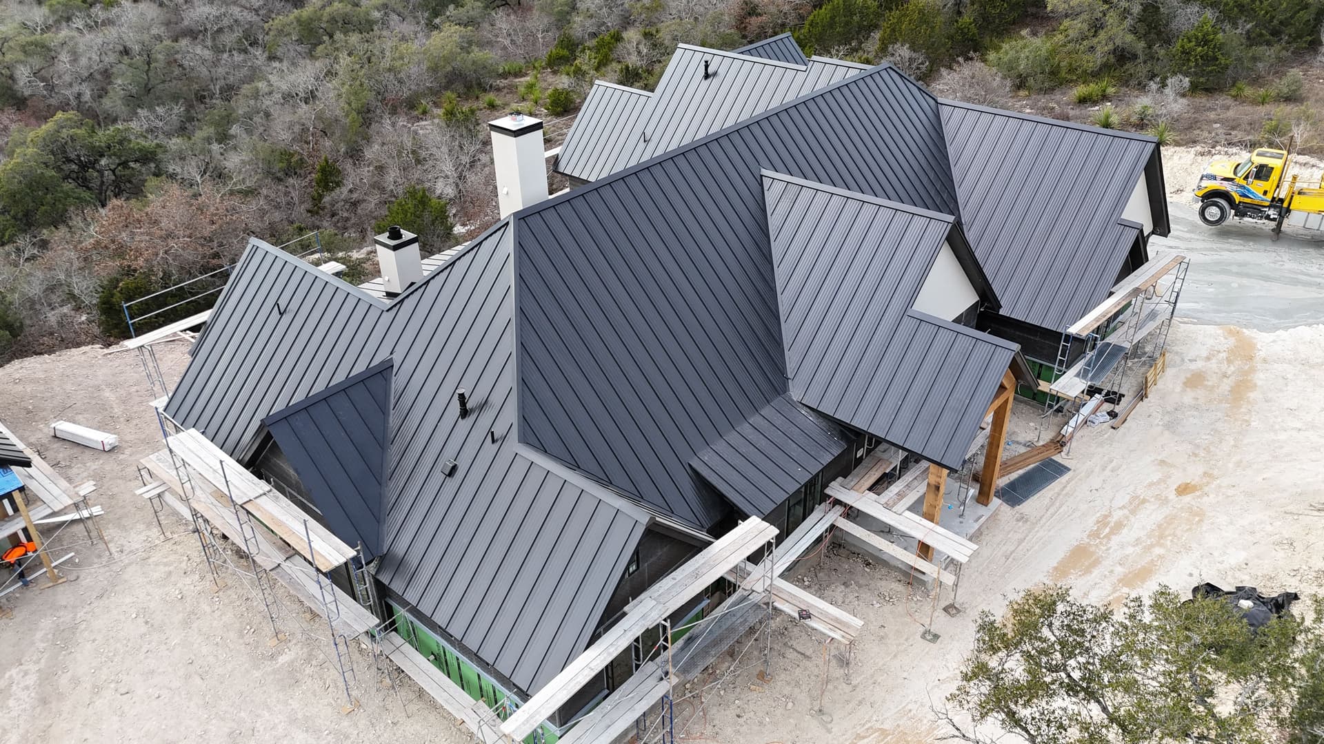 Modern Metal Roof Installation Surrounded by Nature