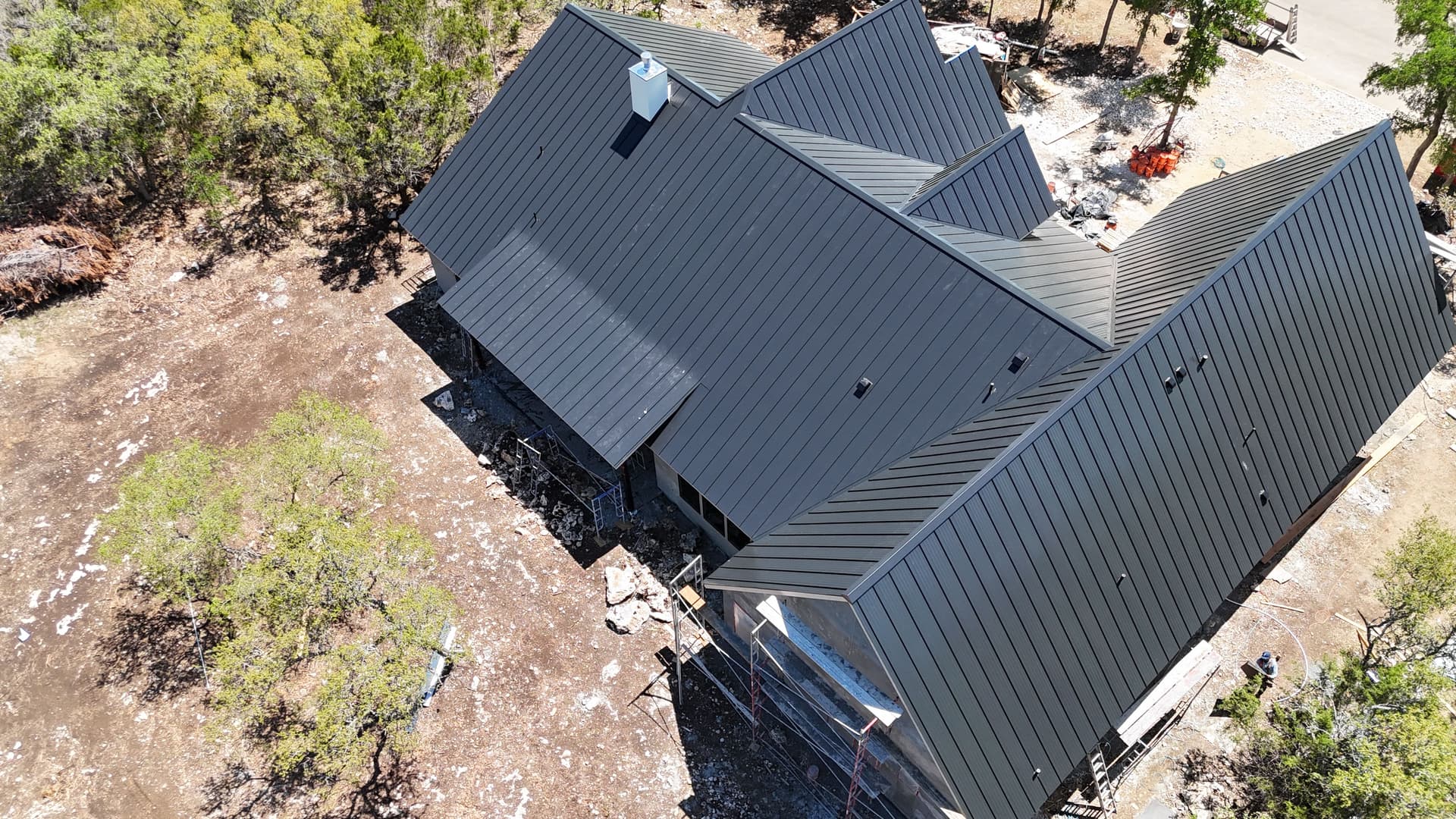 Gallery photos for Matte Black Standing Seam Metal Roof in Fair Oaks Ranch: Image #3