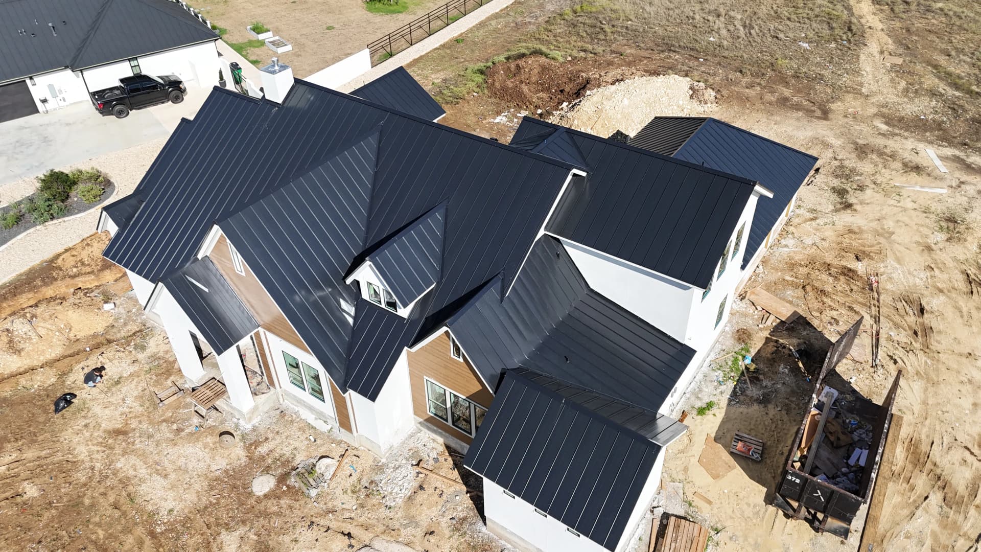 Gallery photos for Standing Seam Metal Roof on a Custom Home in Bulverde: Image #2