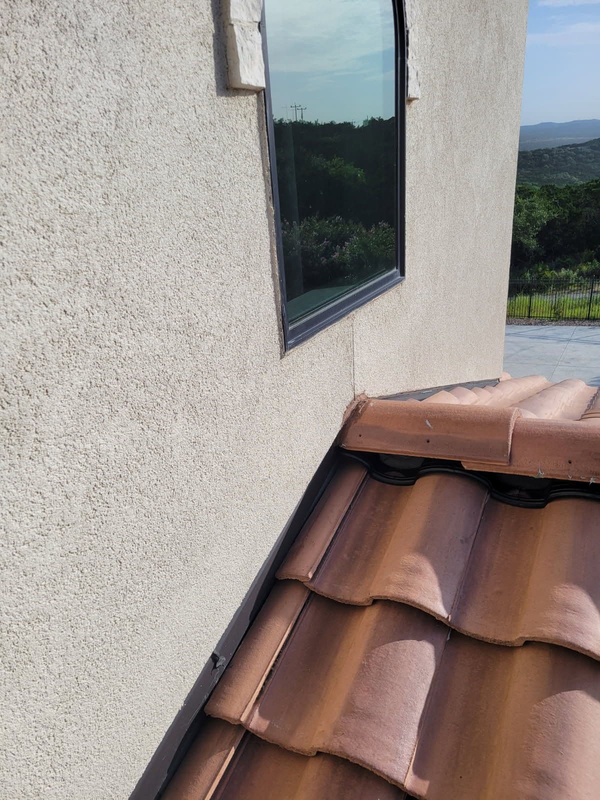 Gallery photos for Comprehensive Roof Leak Repair for Secure Homes: Image #1