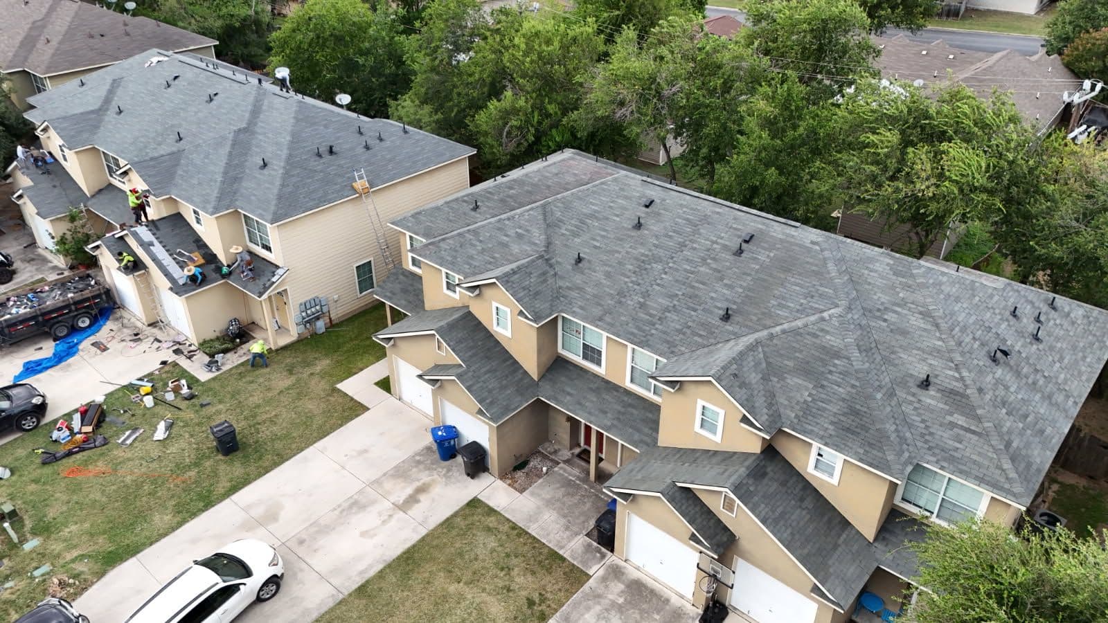 Gallery photos for Efficient Roof Replacement for Multi-Unit Properties: Image #1