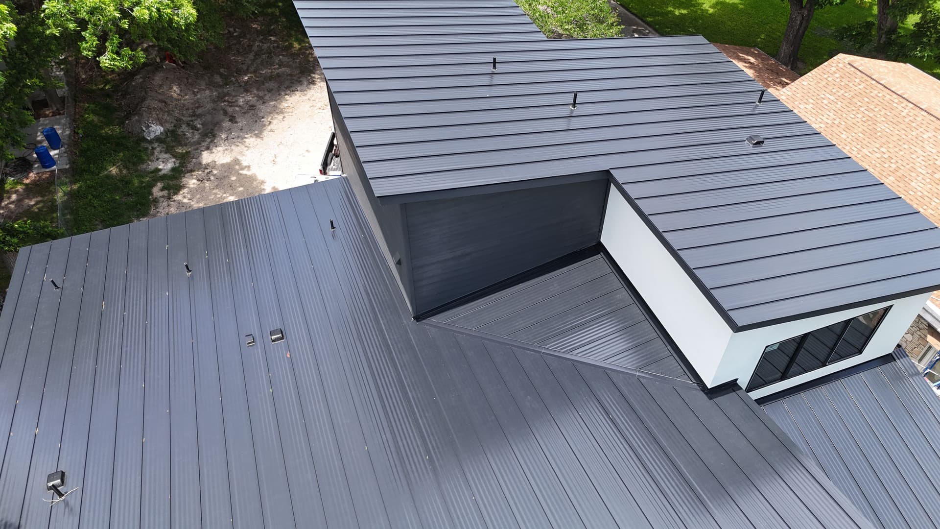 Gallery photos for Standing Seam Metal Roof on a Seguin Riverfront New Build: Image #2