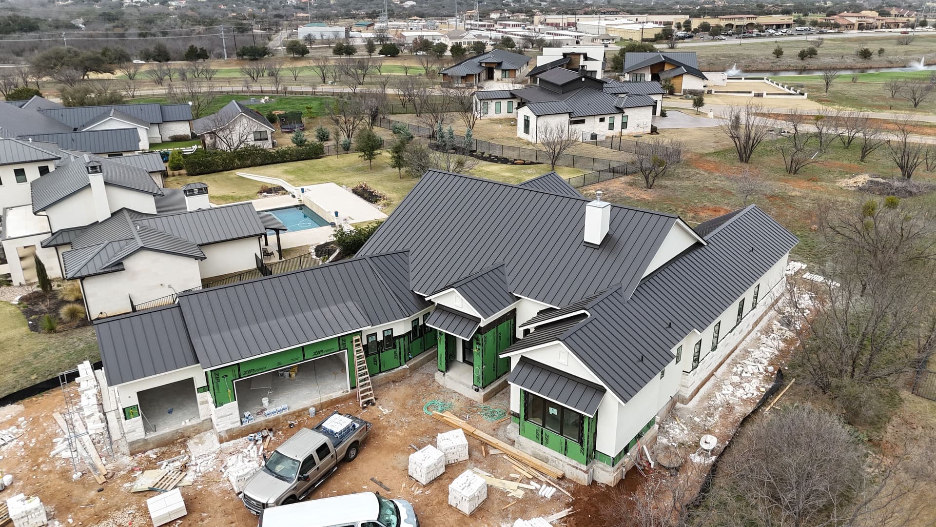 Gallery photos for Custom Standing Seam Metal Roof in Dark Bronze: Image #4